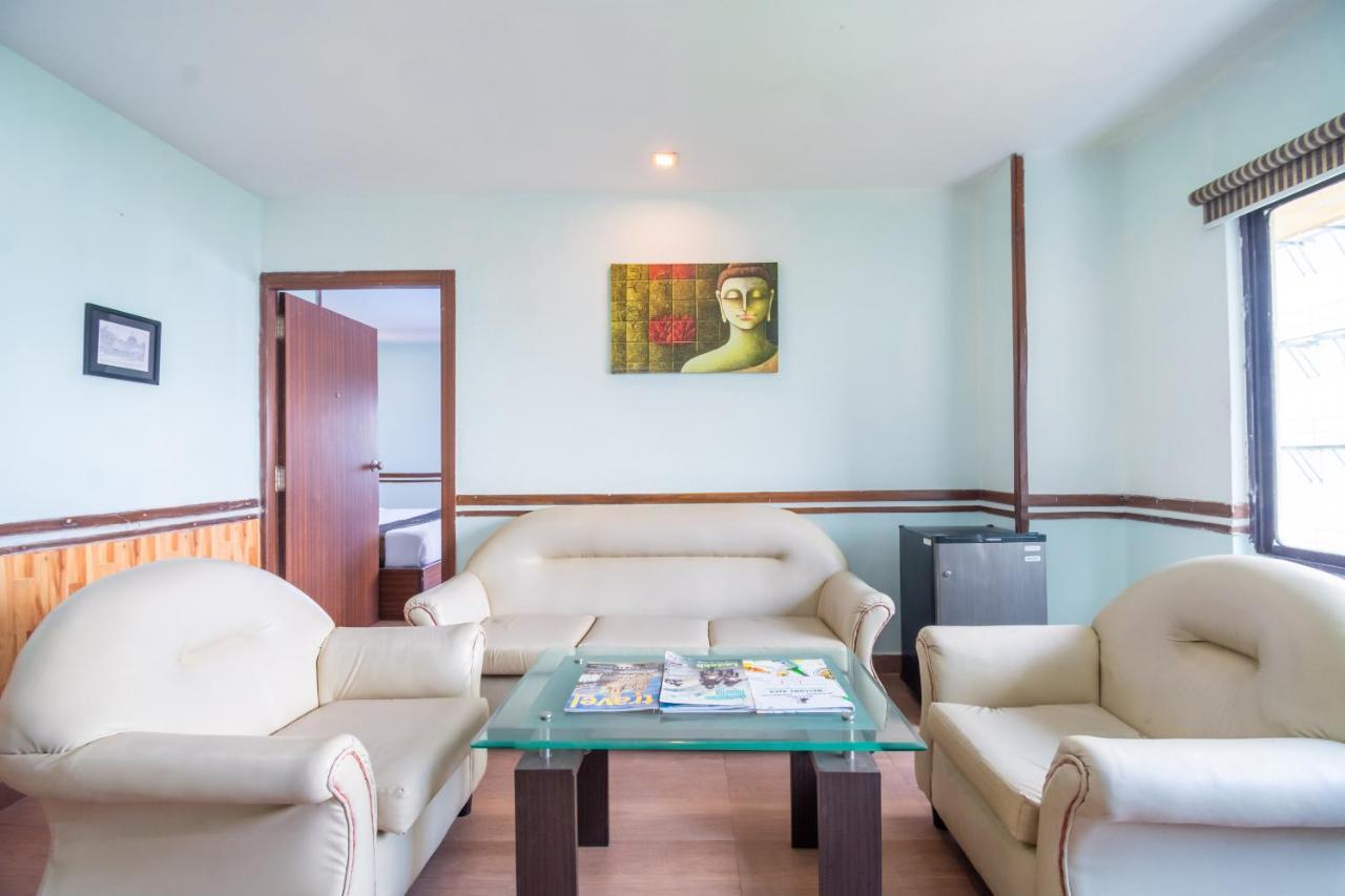 Opiam B&B A Business Hotel Колката Екстер'єр фото