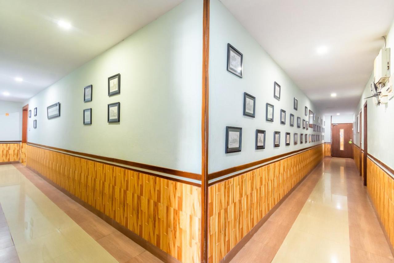 Opiam B&B A Business Hotel Колката Екстер'єр фото