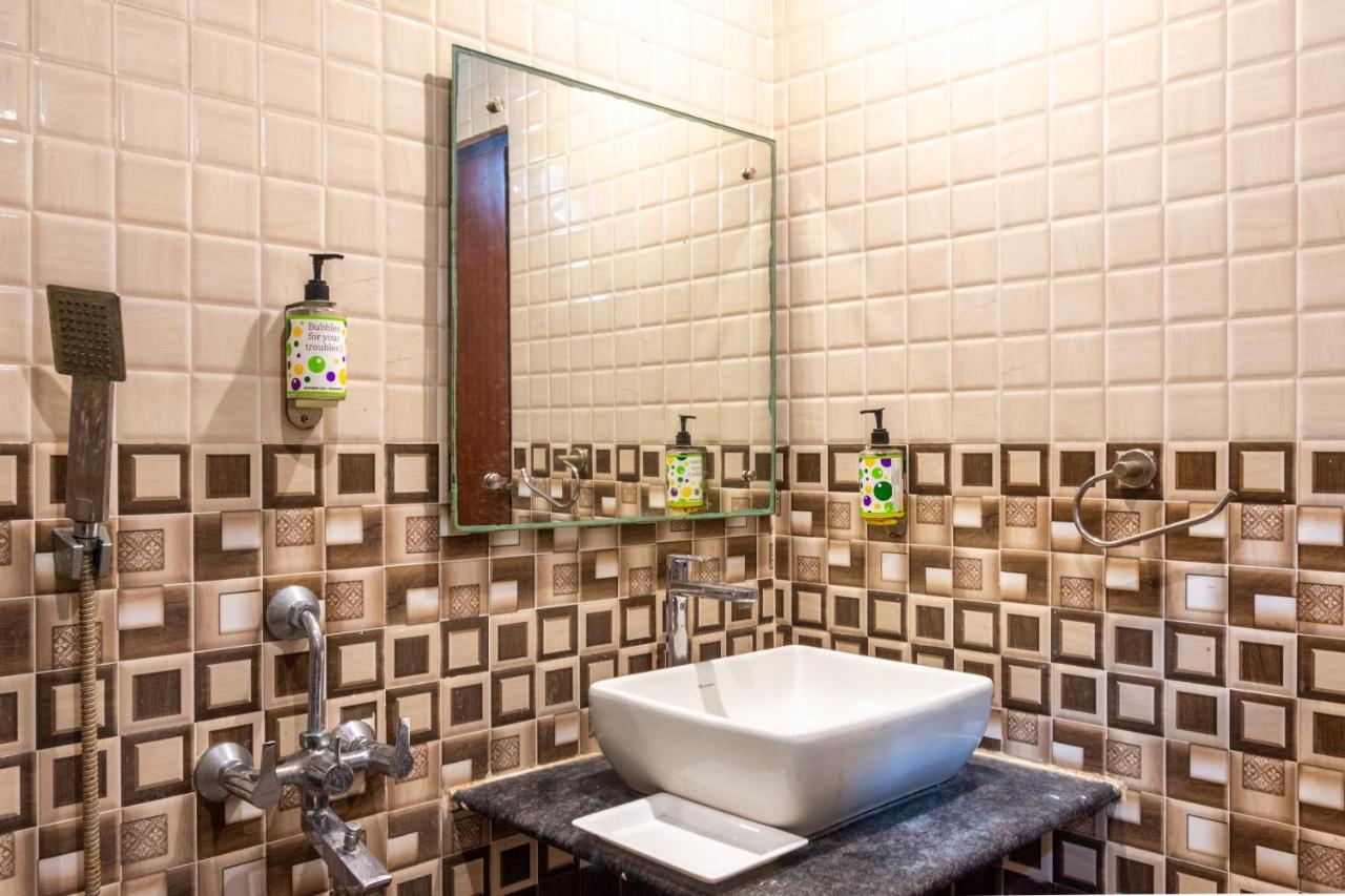 Opiam B&B A Business Hotel Колката Екстер'єр фото