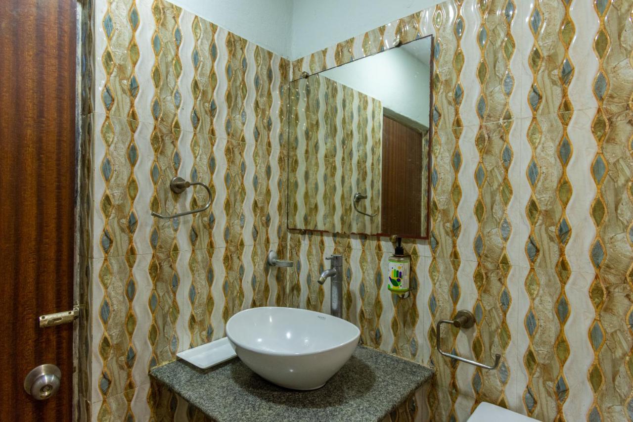 Opiam B&B A Business Hotel Колката Екстер'єр фото